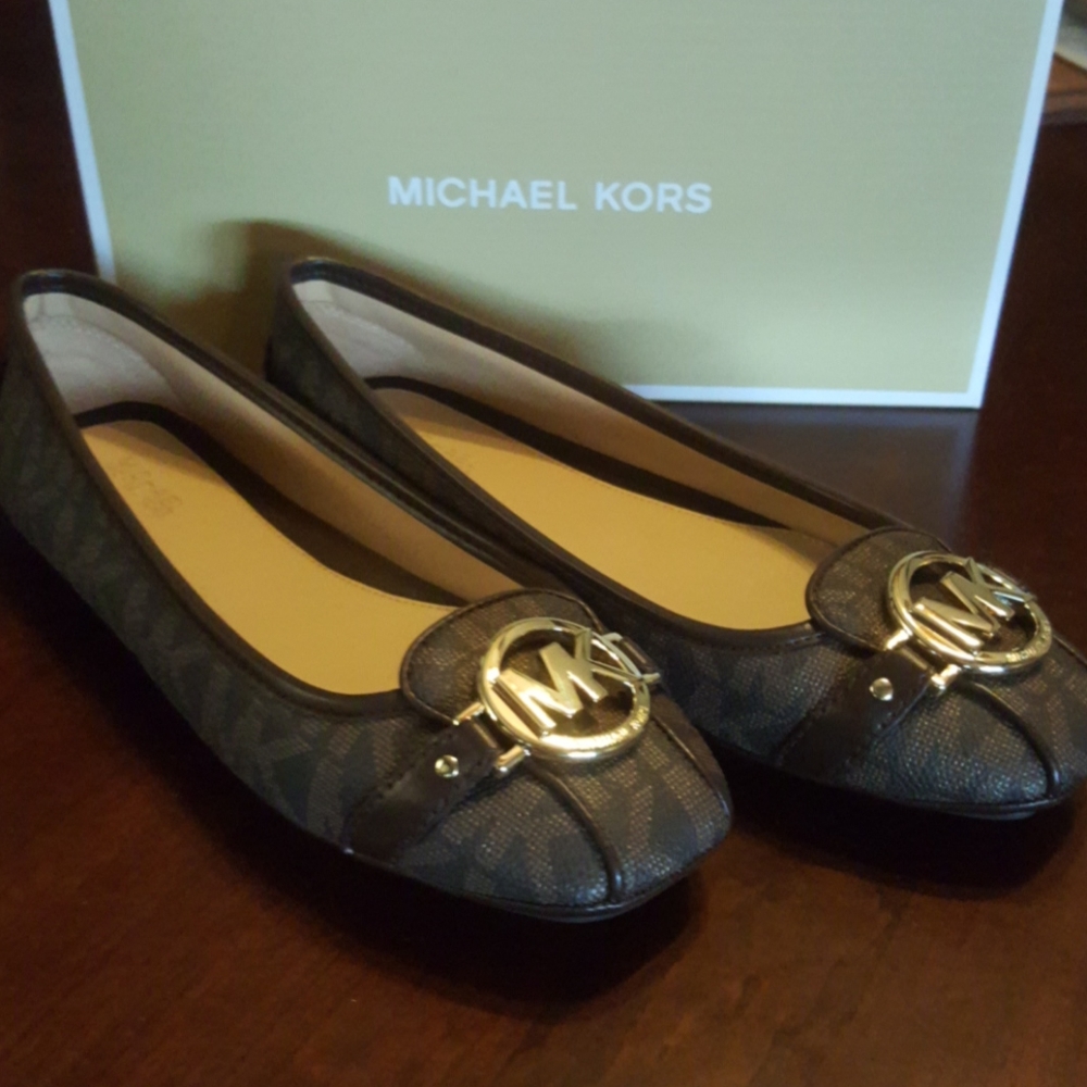 COPY - New Michael Kors  flats